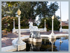 USA_Hurst_Castle_R3317