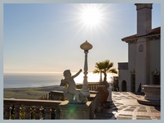 USA_Hurst_Castle_R3340